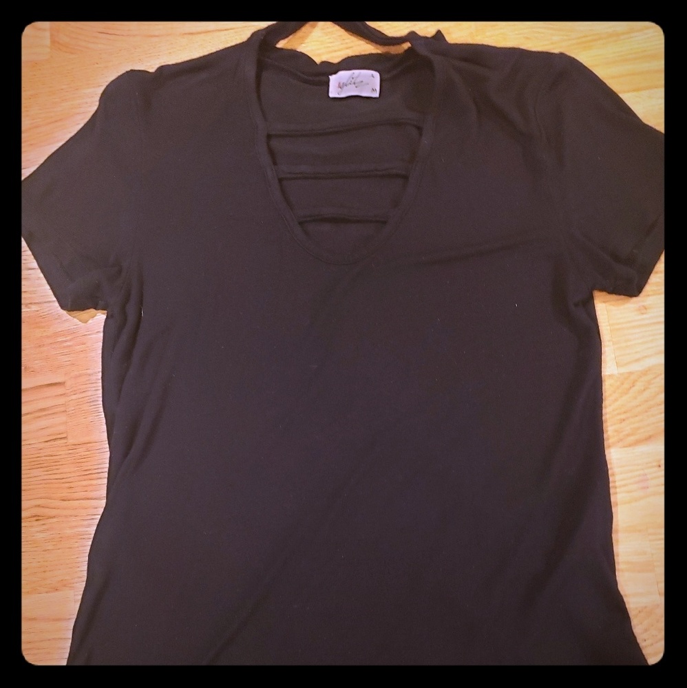 Black choker Tee